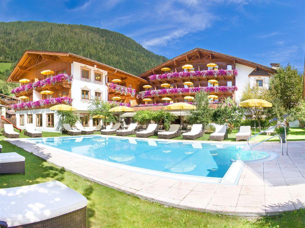 Alpenhotel Tirolerhof Neustift im Stubaital Εξωτερικό φωτογραφία