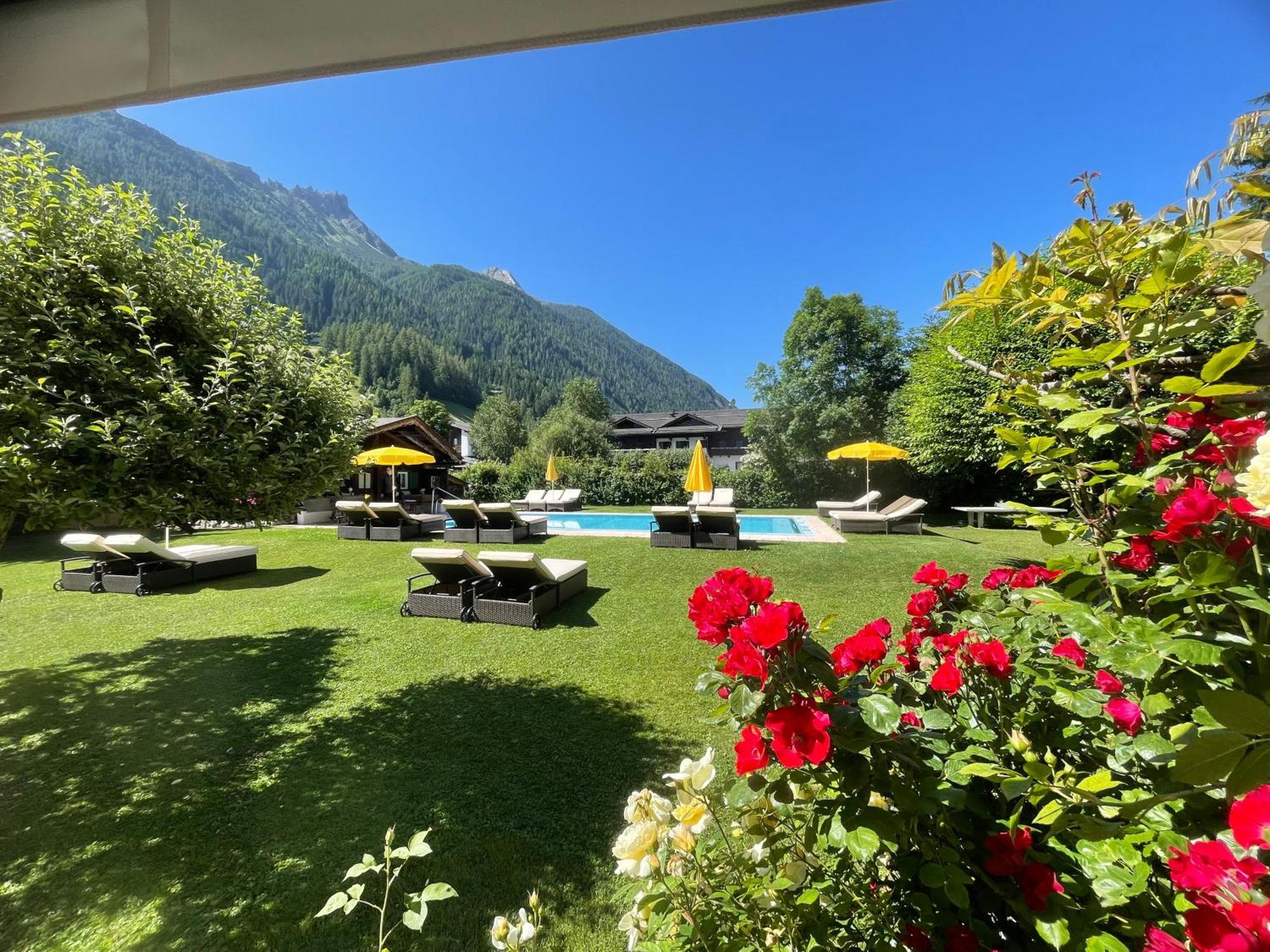 Alpenhotel Tirolerhof Neustift im Stubaital Εξωτερικό φωτογραφία