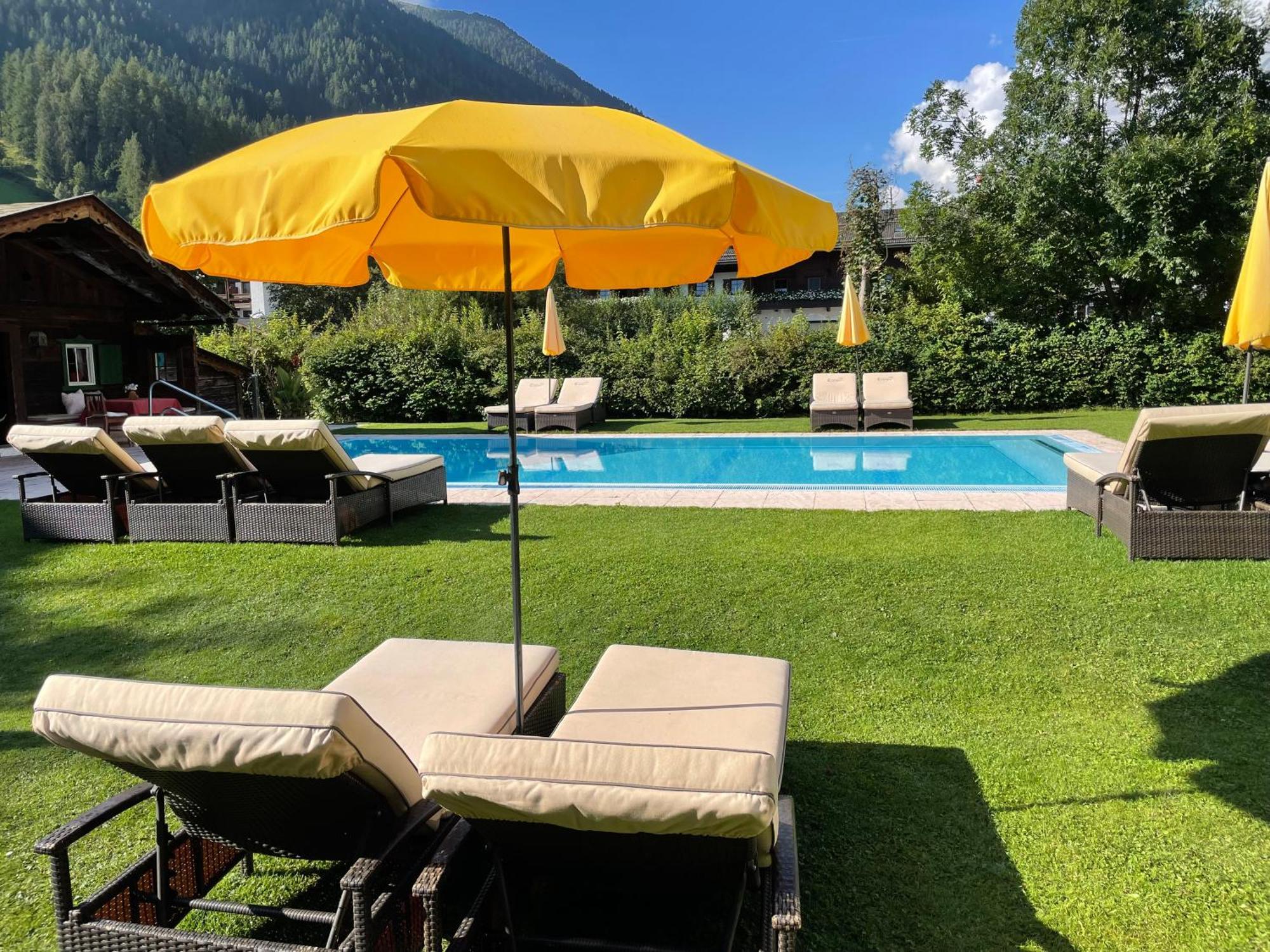 Alpenhotel Tirolerhof Neustift im Stubaital Εξωτερικό φωτογραφία