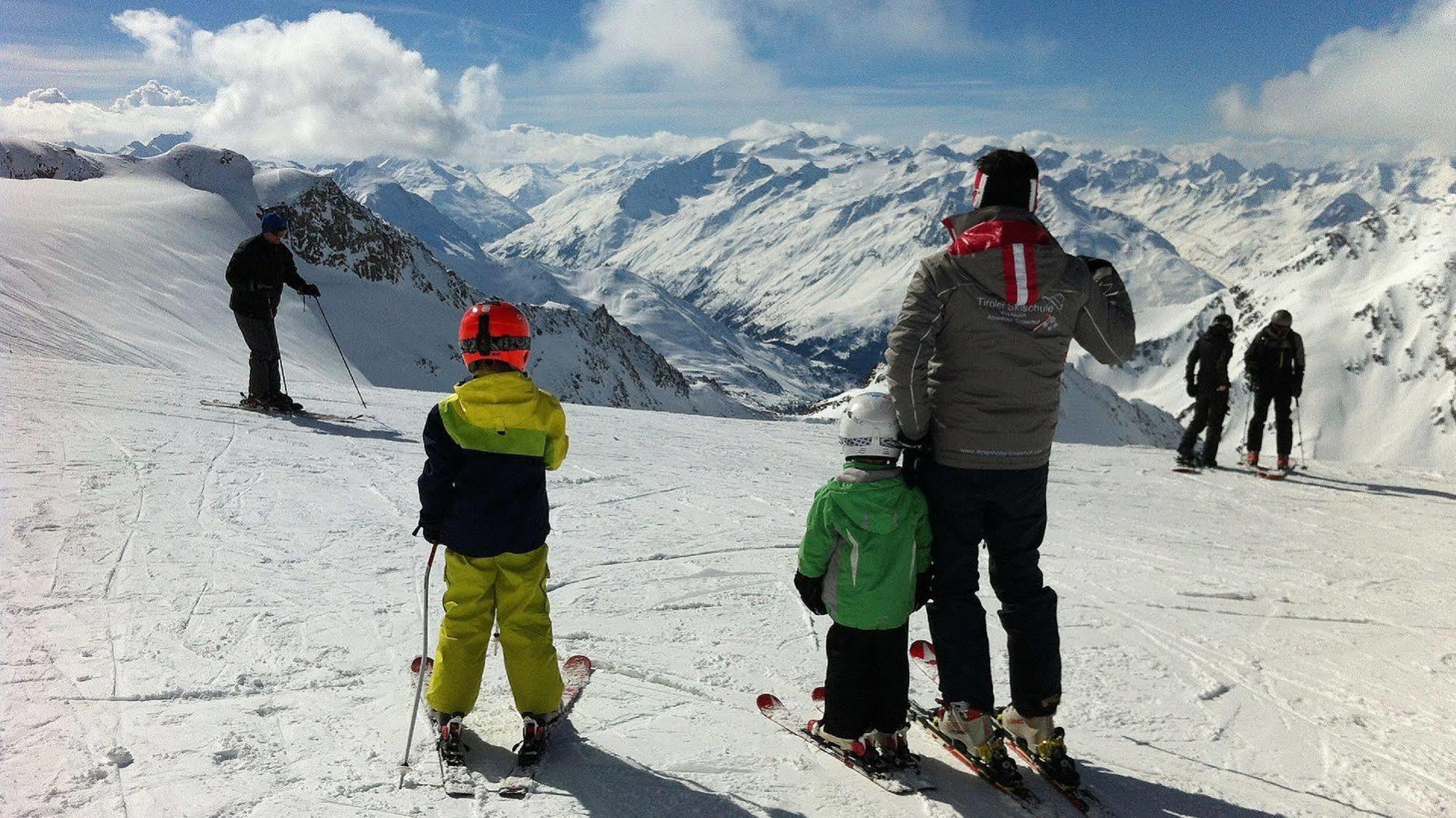 Alpenhotel Tirolerhof Neustift im Stubaital Εξωτερικό φωτογραφία