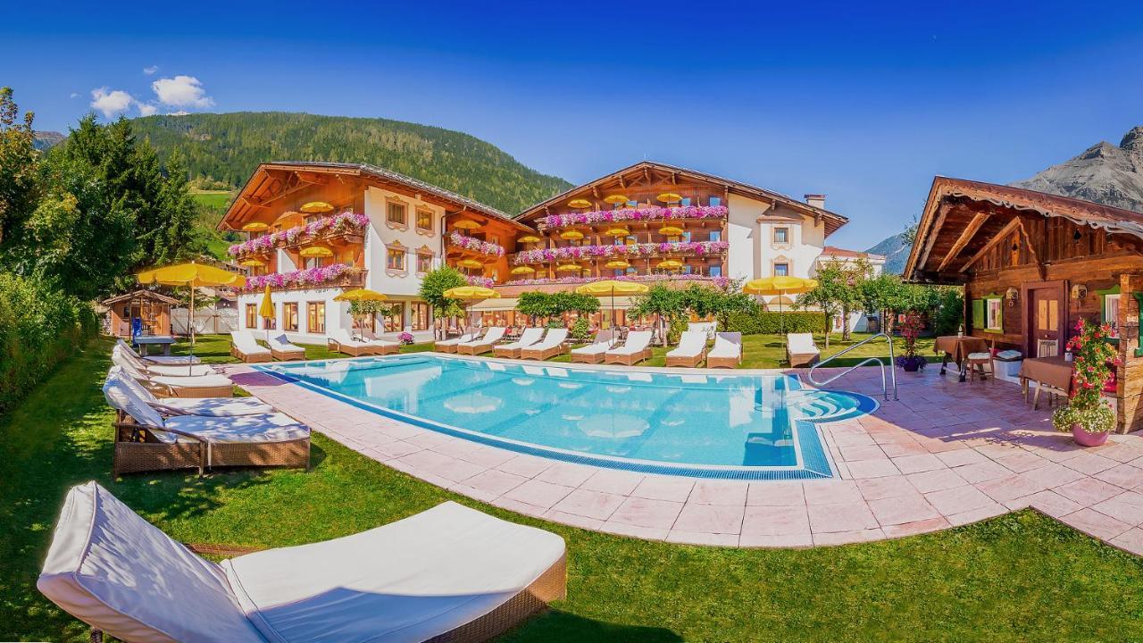 Alpenhotel Tirolerhof Neustift im Stubaital Εξωτερικό φωτογραφία